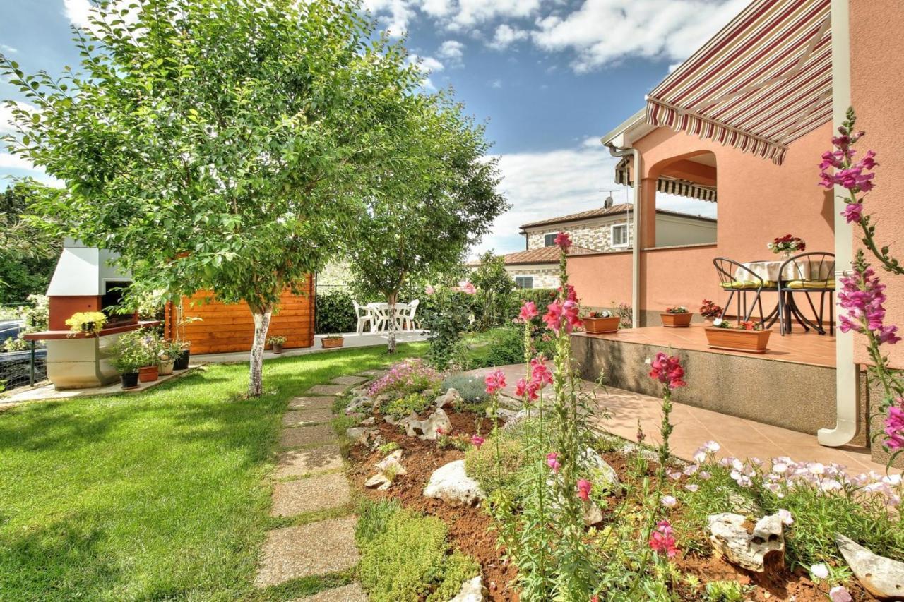 אומאג Apartments Begovic מראה חיצוני תמונה